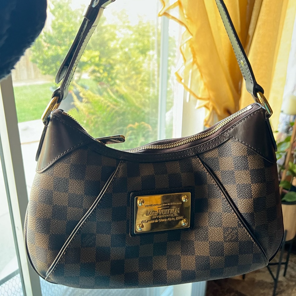 Louis Vuitton Shoulder Bag